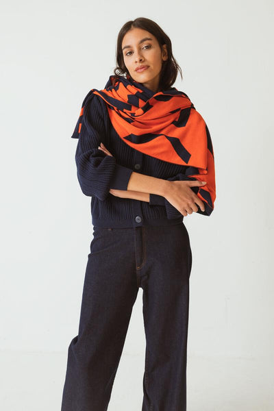 Iraeta Knit Scarf Navy Print