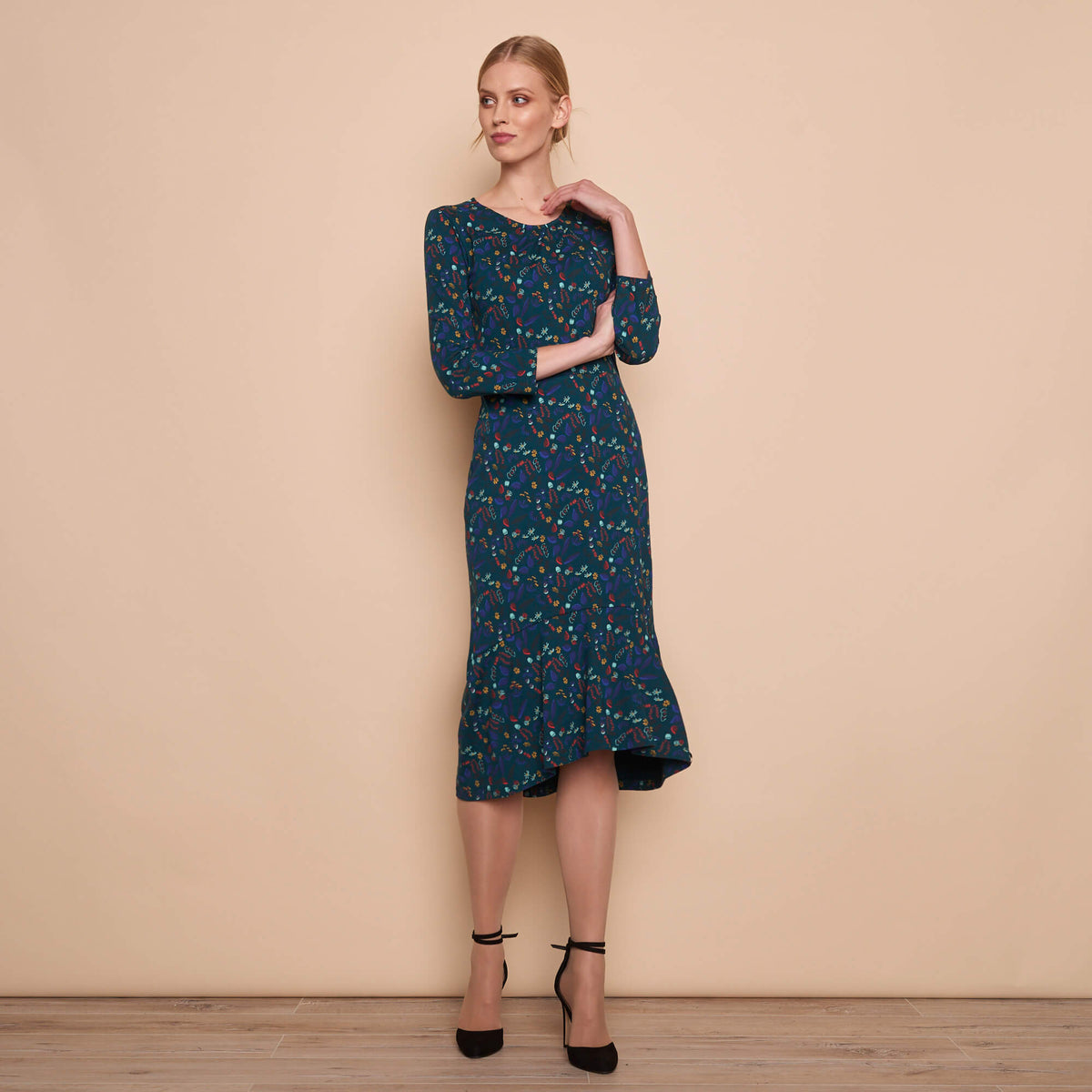【海外限定】GinaBacconi ドレス☆Green Carole Flowing V-Neck Celine Jersey Wrap Maxi Dress – Gina Bacconi