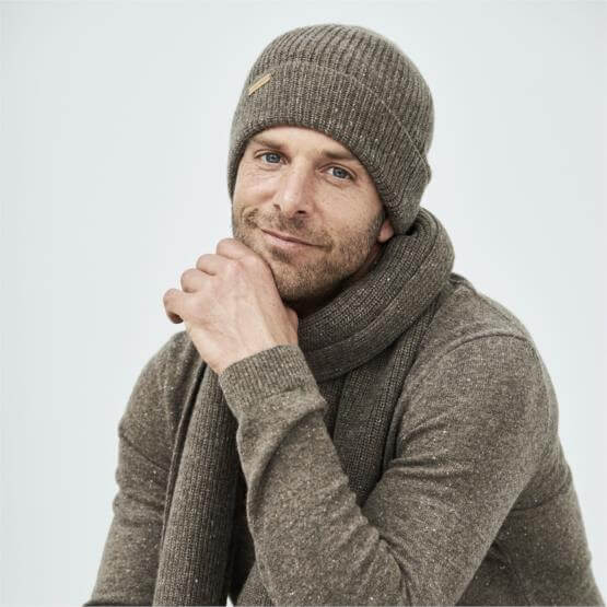 Organic Merino Wool Beanie Red