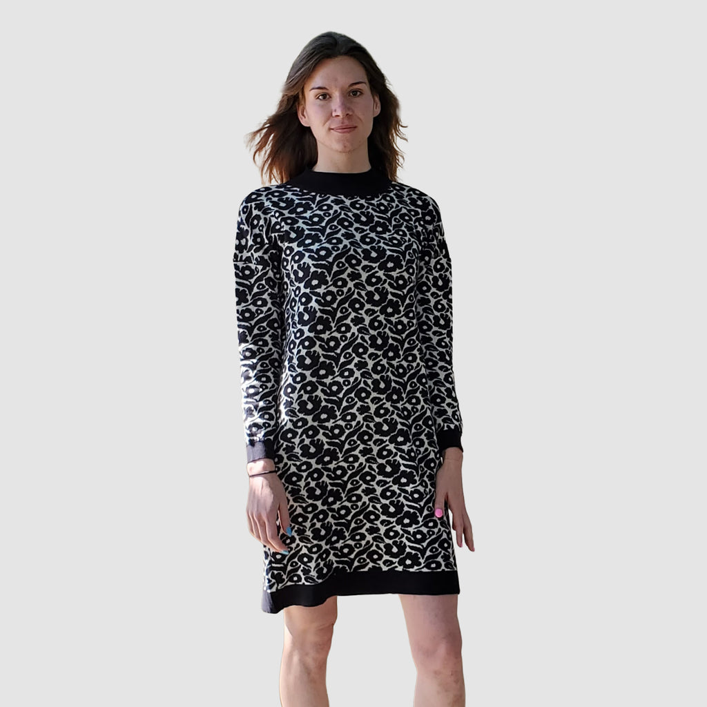 Knit Poppy Sweater Dress Black/Cream Jolie Kai Knit Poppy Sweater Dress Black/Cream Jolie Kai